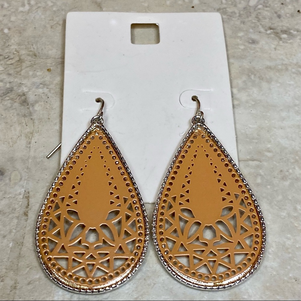 Goldenrod stamped carved metal insert tear drop Brand-new earrings #0001